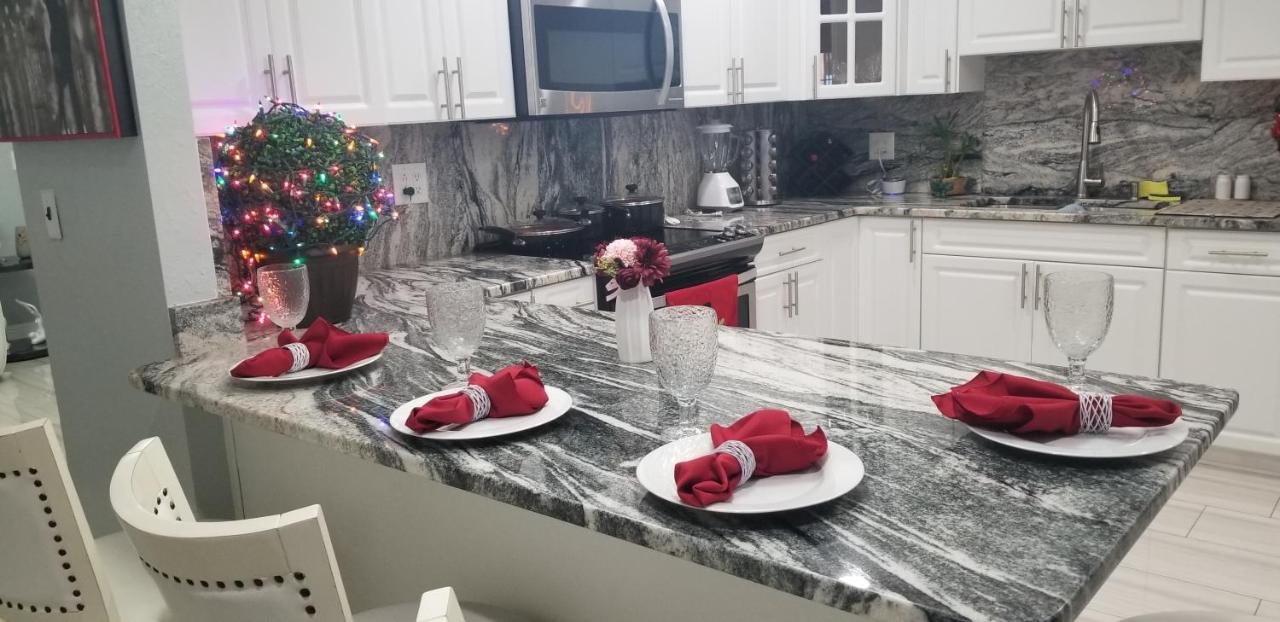 Mary'S Luxury House Villa Tampa Dış mekan fotoğraf